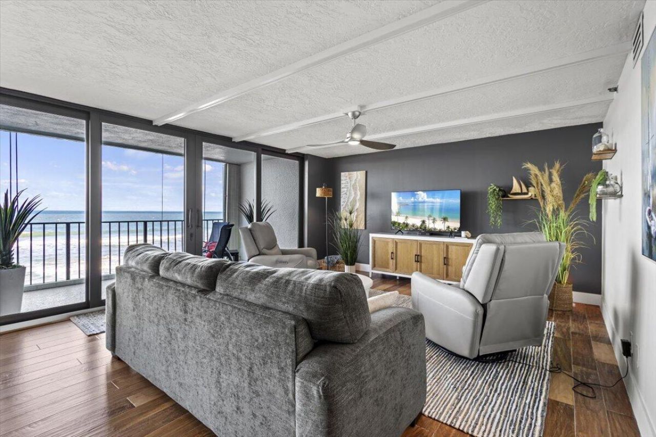 8750 S Ocean Drive, Unit 334, Jensen Beach, FL 34957 Photo