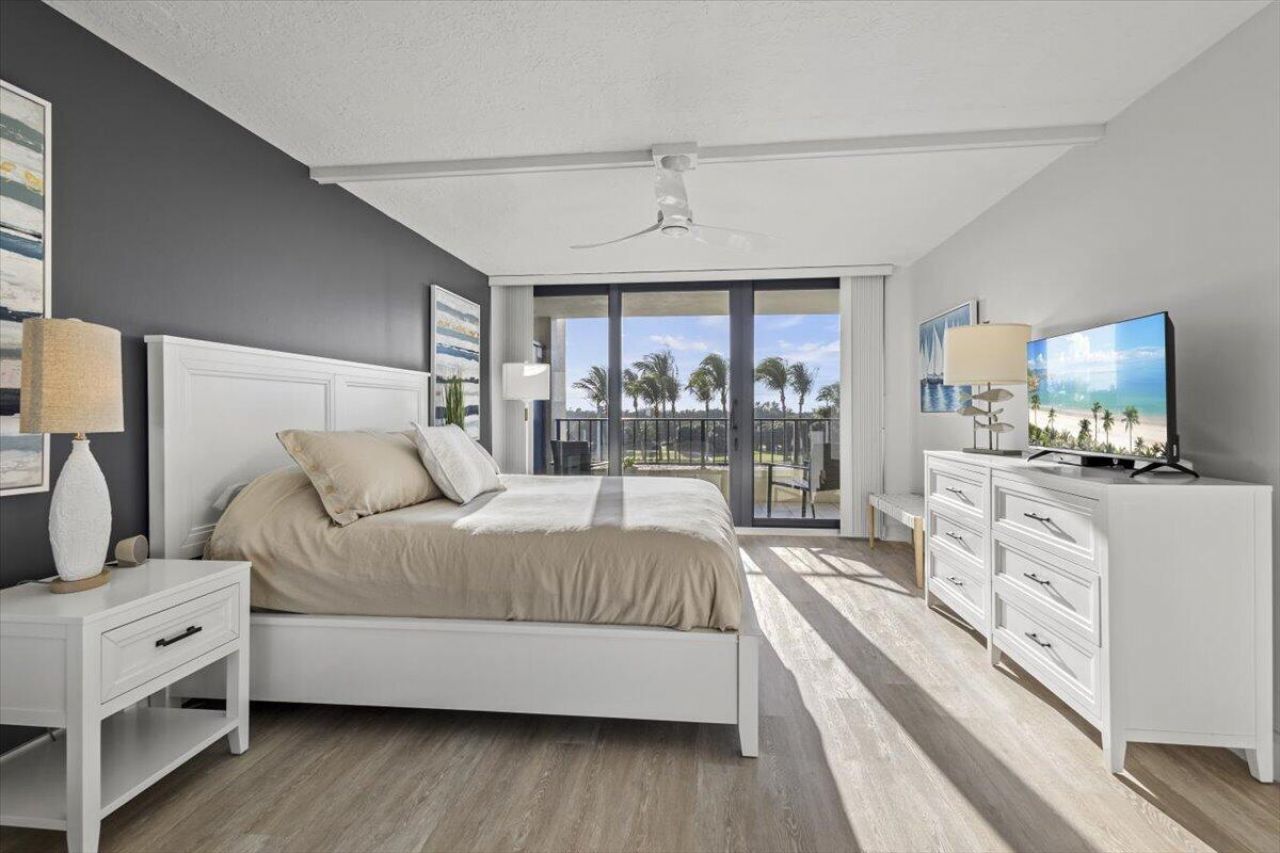 8750 S Ocean Drive, Unit 334, Jensen Beach, FL 34957 Photo