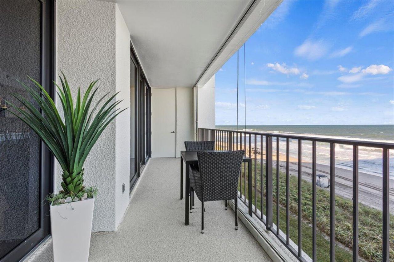 8750 S Ocean Drive, Unit 334, Jensen Beach, FL 34957 Photo