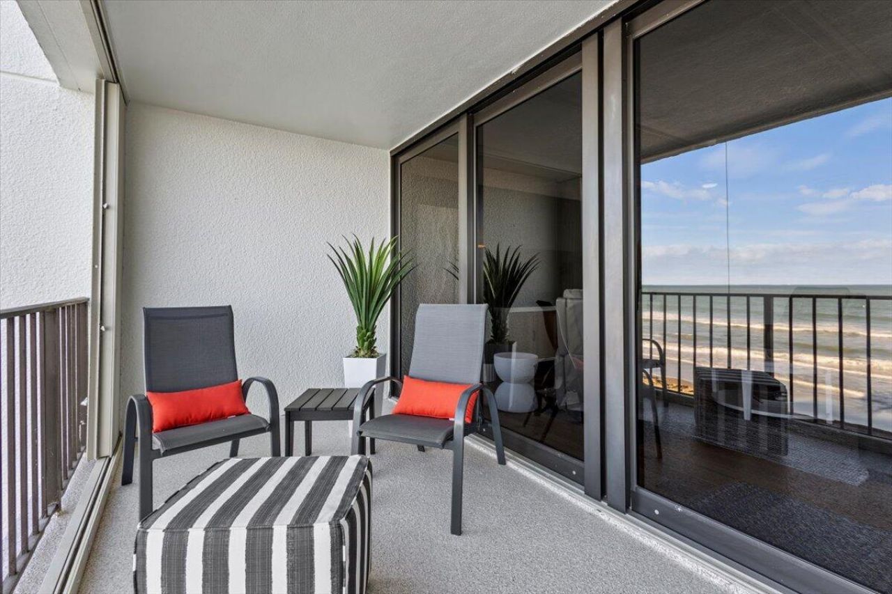 8750 S Ocean Drive, Unit 334, Jensen Beach, FL 34957 Photo