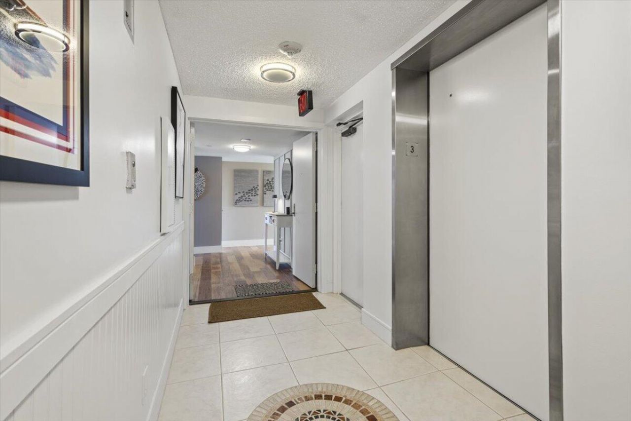 8750 S Ocean Drive, Unit 334, Jensen Beach, FL 34957 Photo