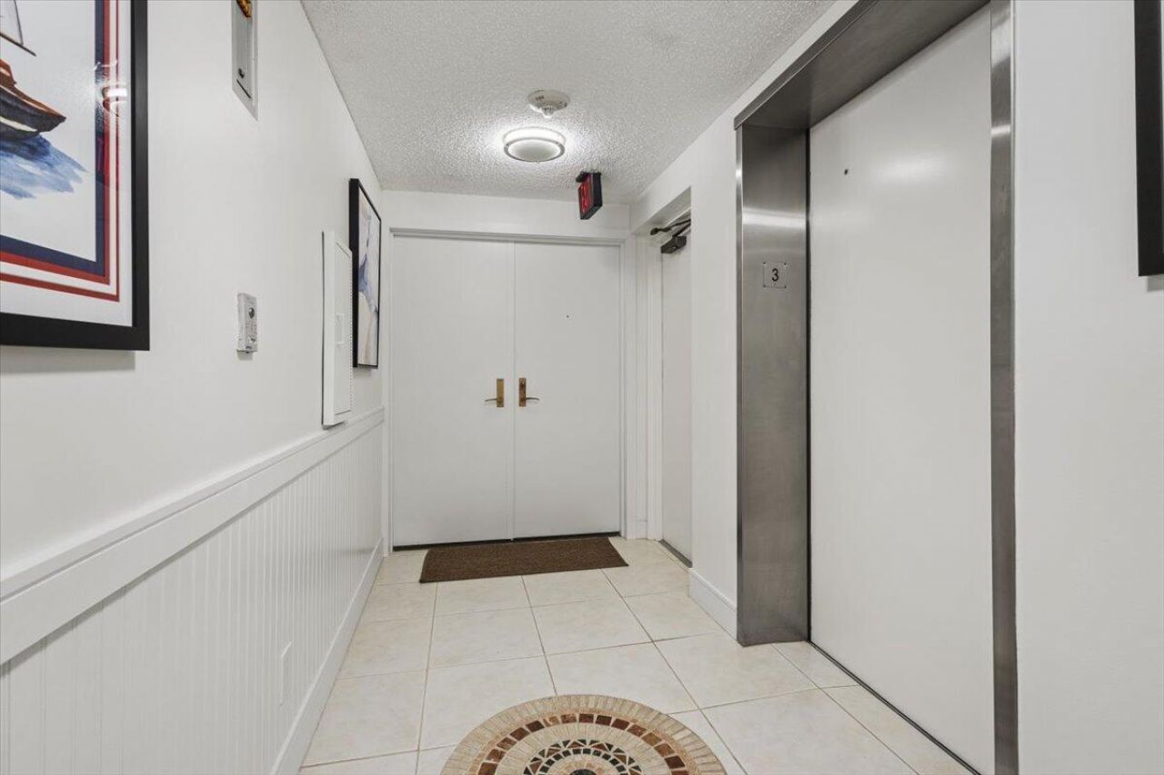 8750 S Ocean Drive, Unit 334, Jensen Beach, FL 34957 Photo