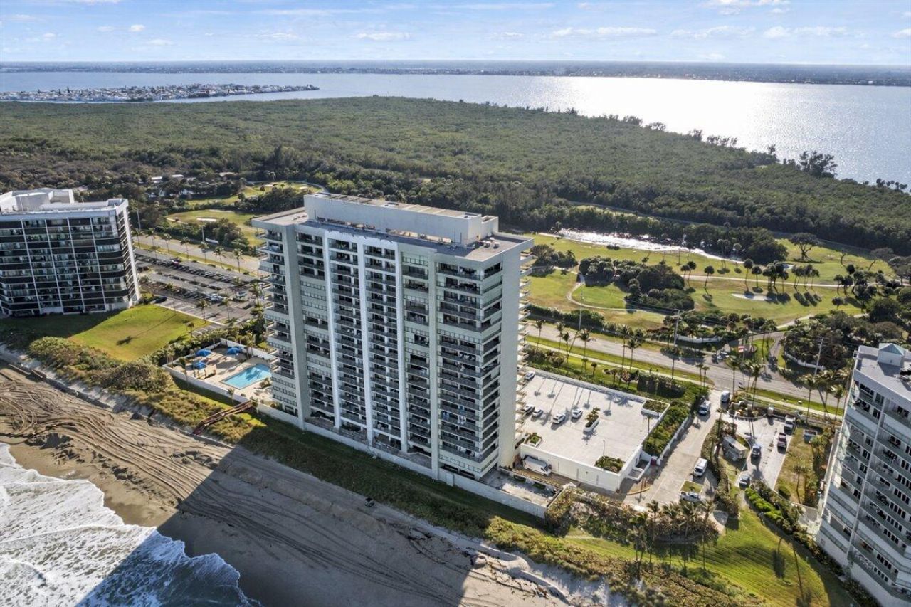 8750 S Ocean Drive, Unit 334, Jensen Beach, FL 34957 Photo