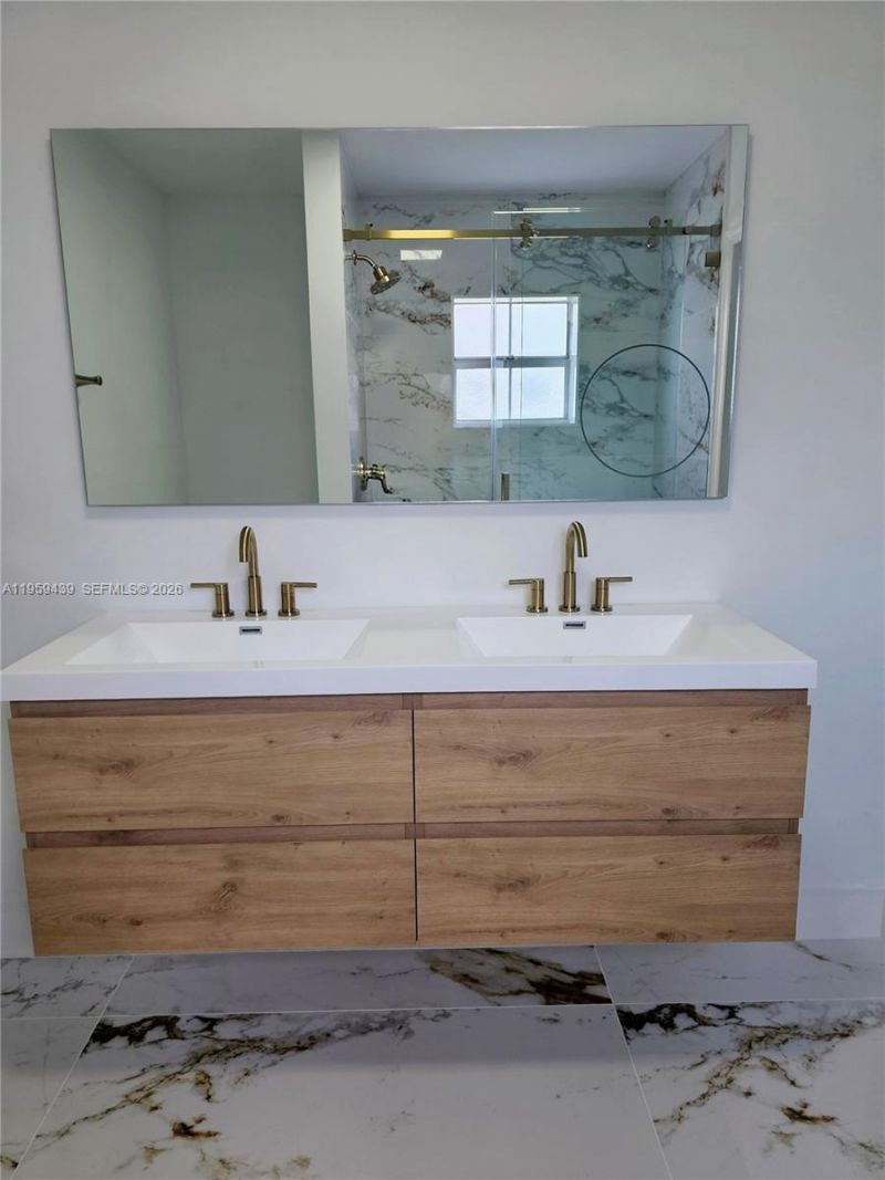 15581 SW 144th Ct, Miami, FL 33177 Photo