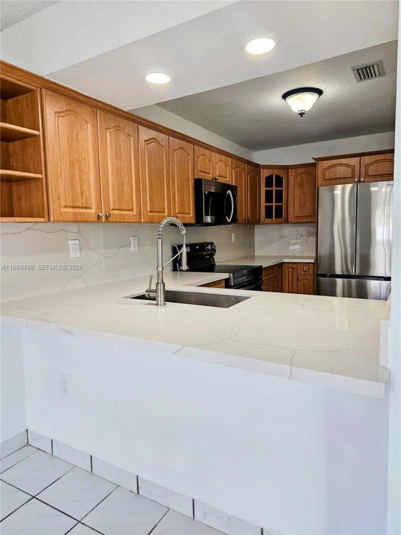 15581 SW 144th Ct, Miami, FL 33177 Photo