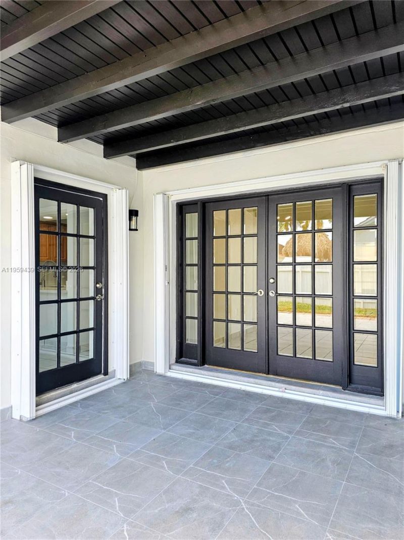 15581 SW 144th Ct, Miami, FL 33177 Photo