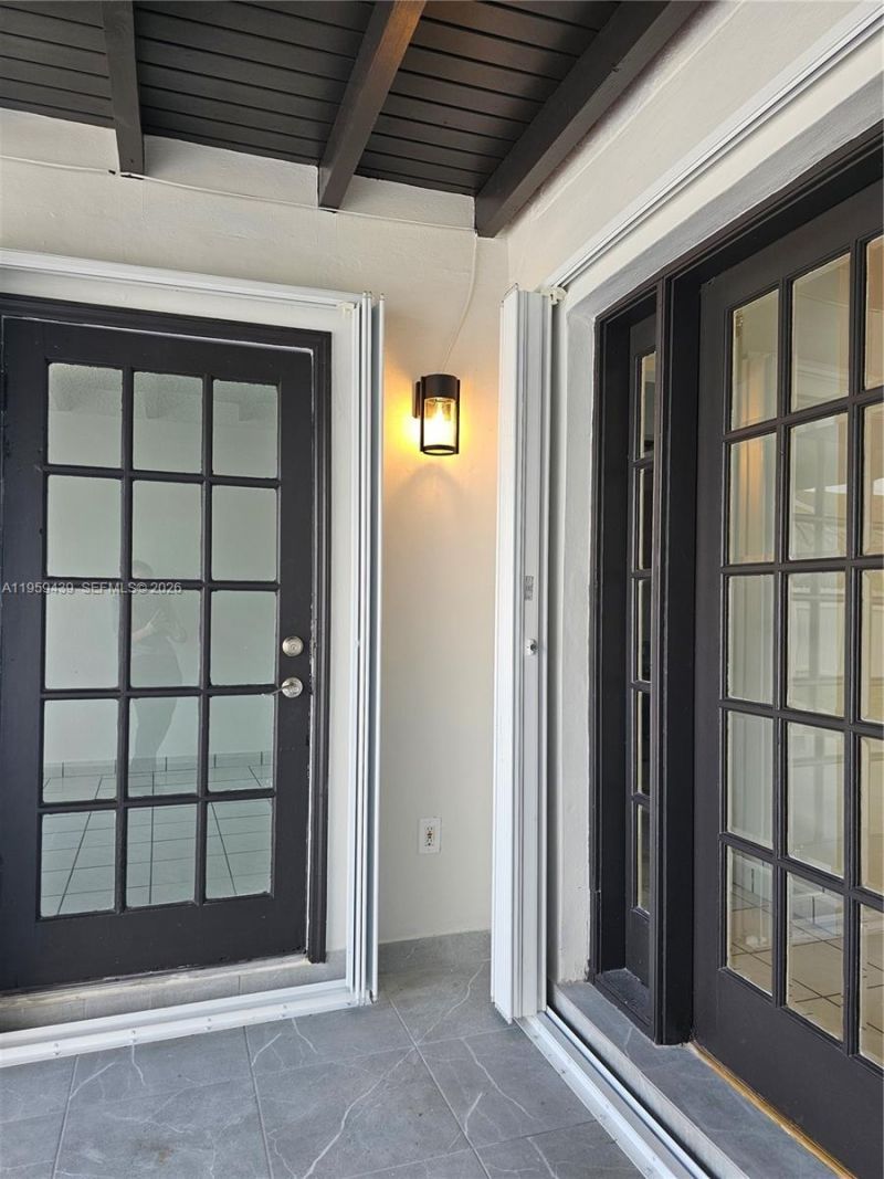 15581 SW 144th Ct, Miami, FL 33177 Photo