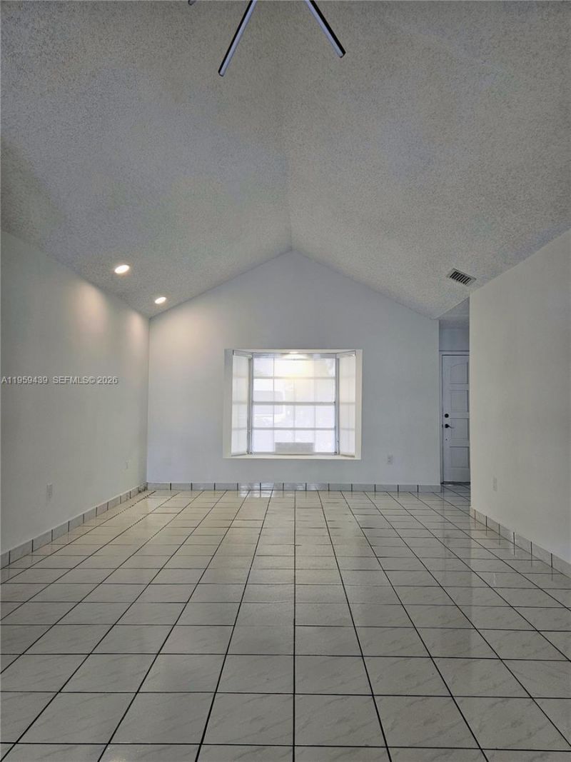 15581 SW 144th Ct, Miami, FL 33177 Photo