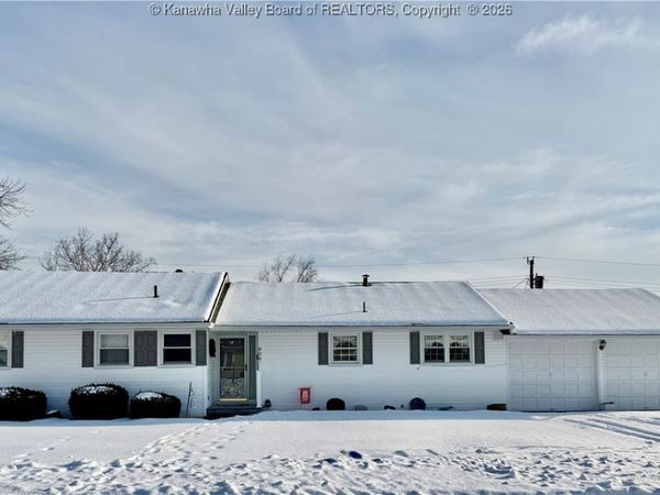 806 Cherry Street, Ravenswood, WV 26164