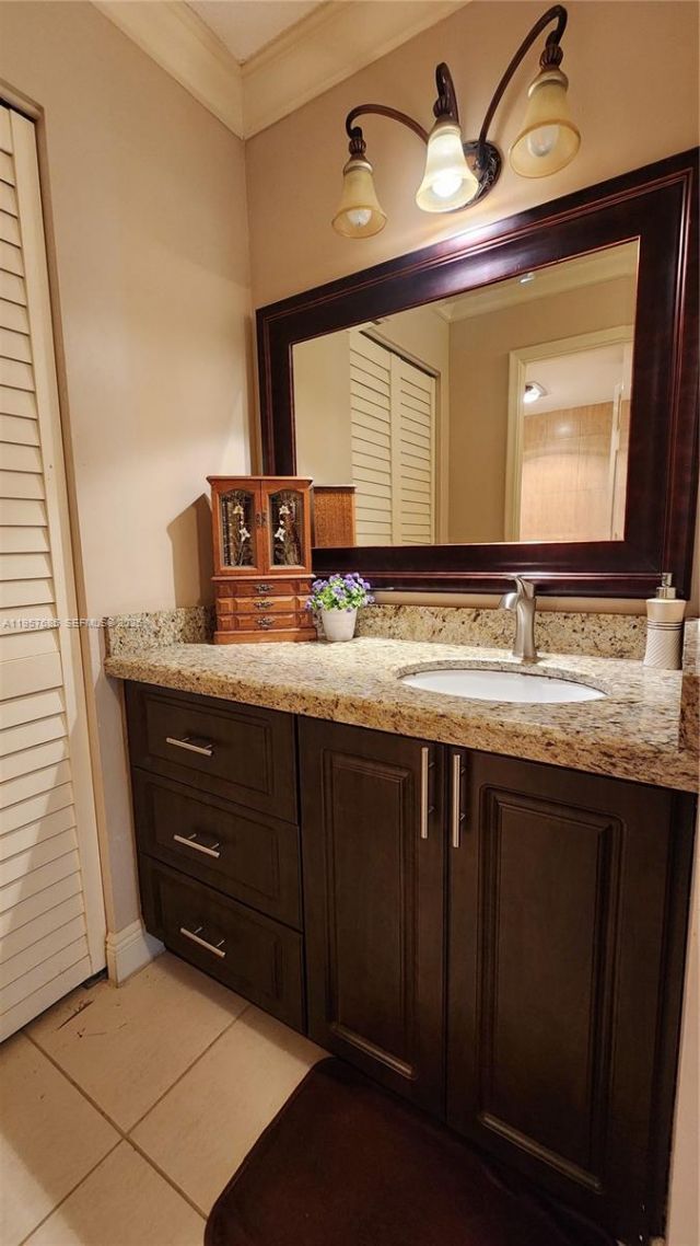 Please Call For Address, Unit 209, Hallandale Beach, FL 33009 Photo