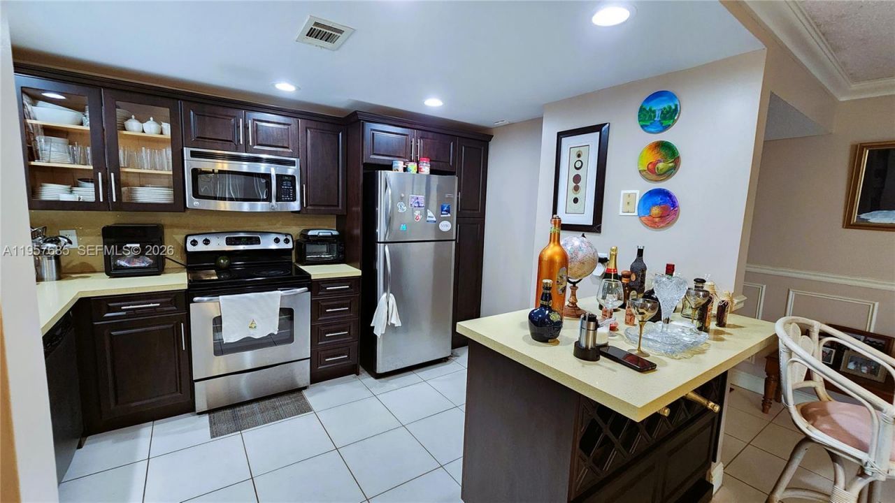 Please Call For Address, Unit 209, Hallandale Beach, FL 33009 Photo