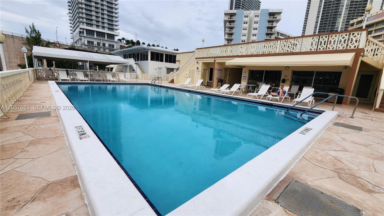Please Call For Address, Unit 209, Hallandale Beach, FL 33009 Photo