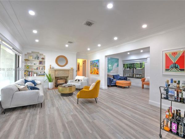 110 N 16th Ave, Hollywood, FL 33020