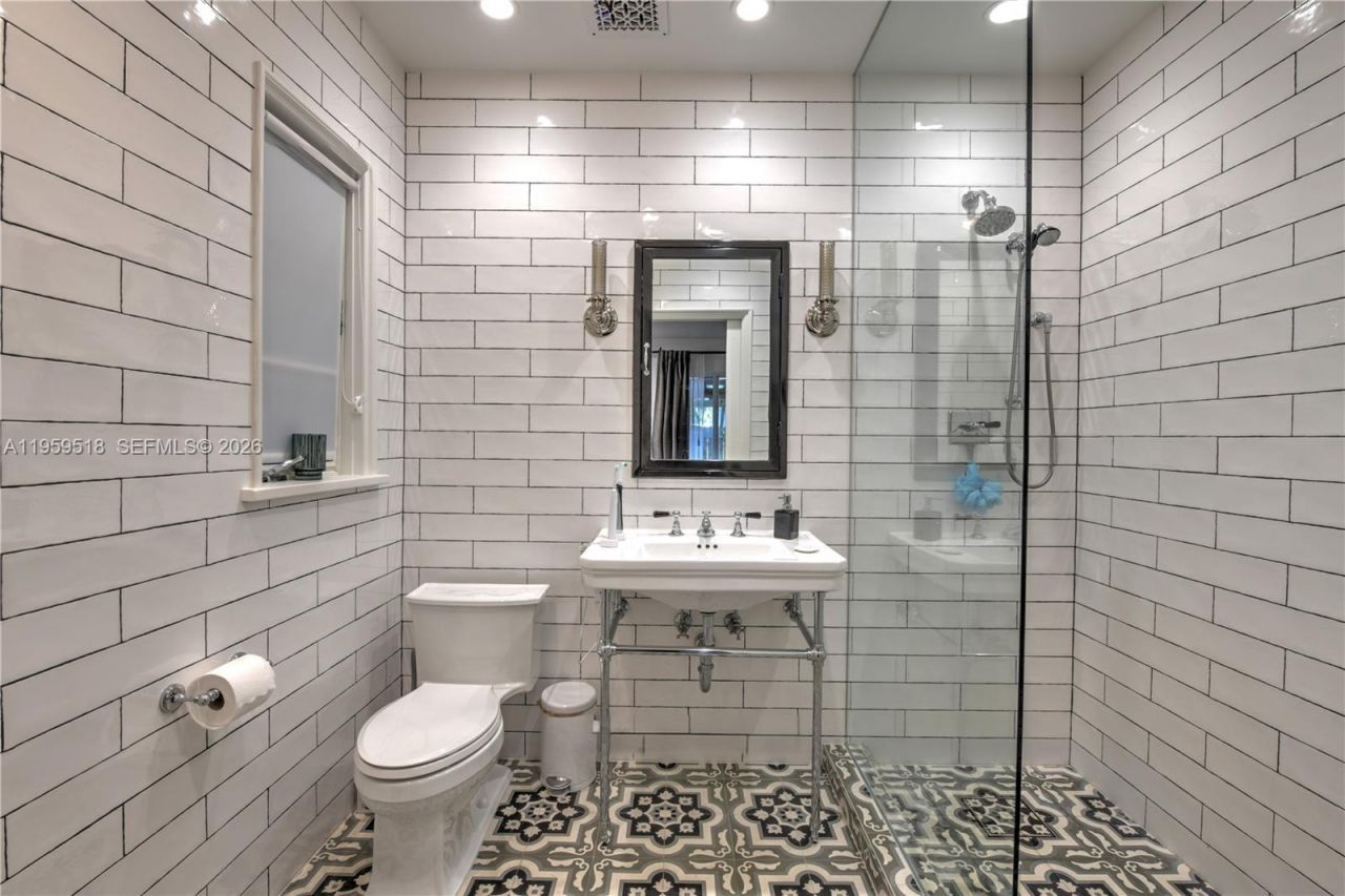 110 N 16th Ave, Hollywood, FL 33020 Photo