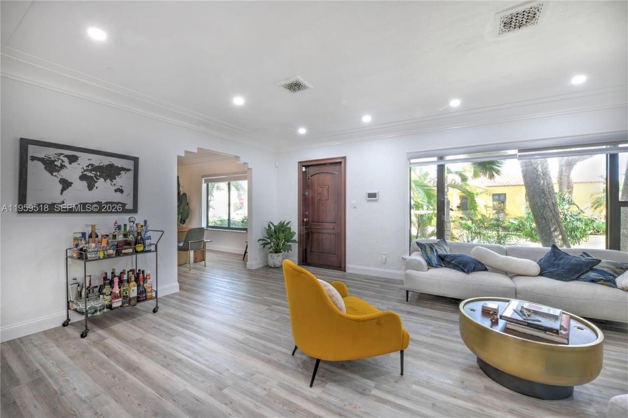 110 N 16th Ave, Hollywood, FL 33020 Photo