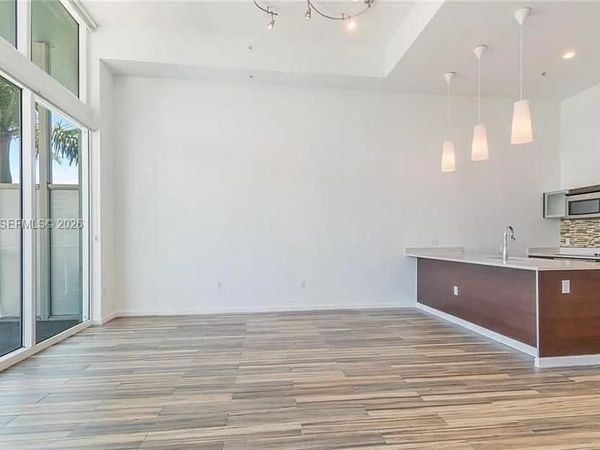 1900 N Bayshore Dr, Unit 506, Miami, FL 33132