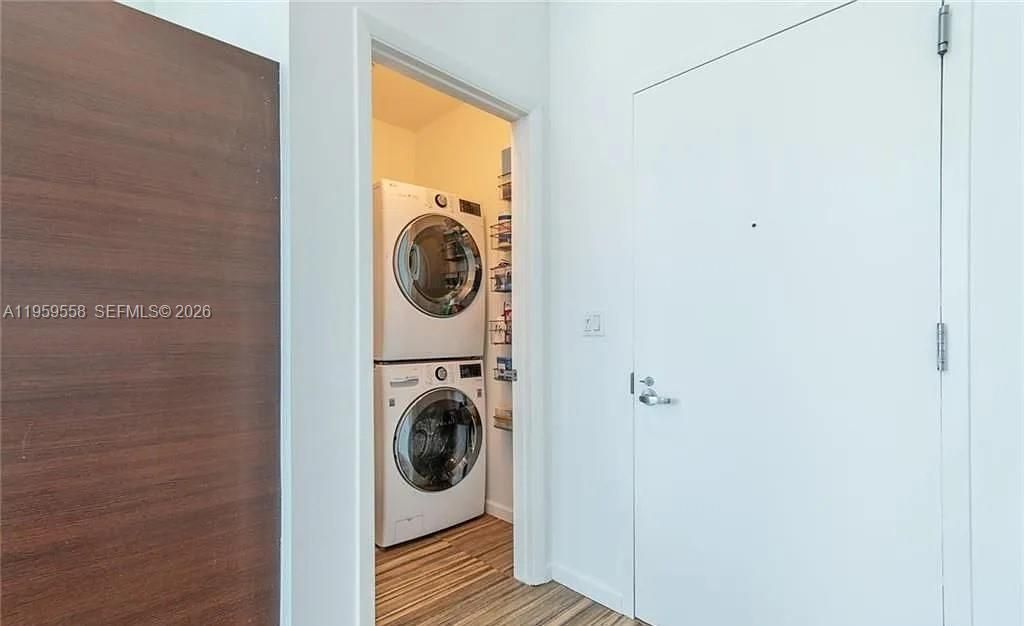 1900 N Bayshore Dr, Unit 506, Miami, FL 33132 Photo