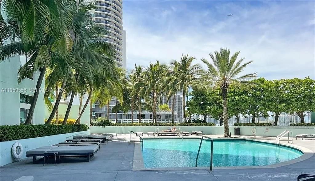 1900 N Bayshore Dr, Unit 506, Miami, FL 33132 Photo