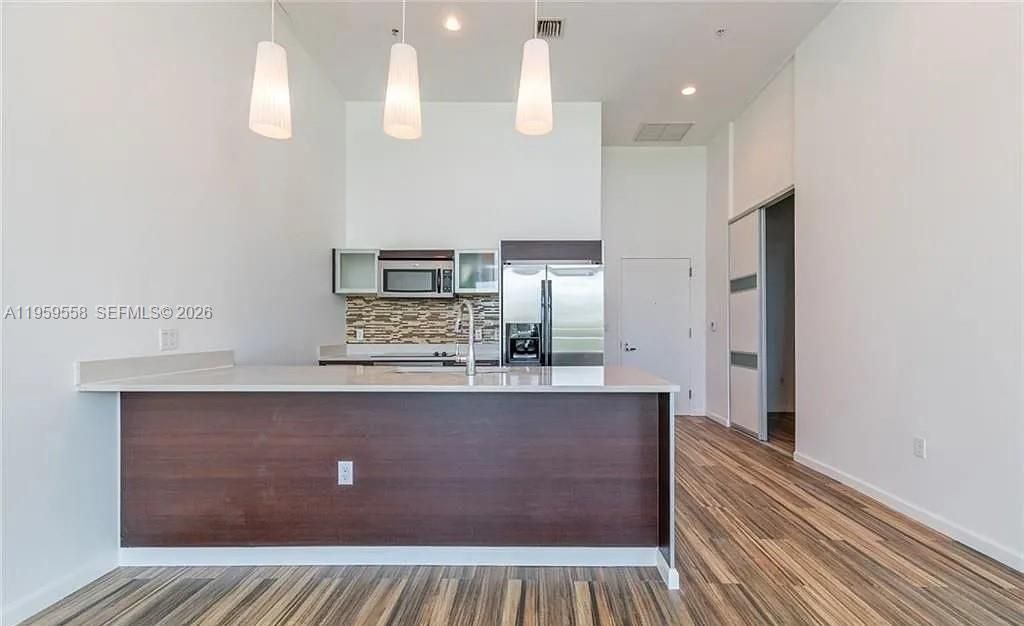 1900 N Bayshore Dr, Unit 506, Miami, FL 33132 Photo