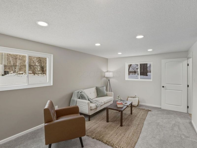 5278 Glenbriar Court, Columbus, OH 43232 Photo 17