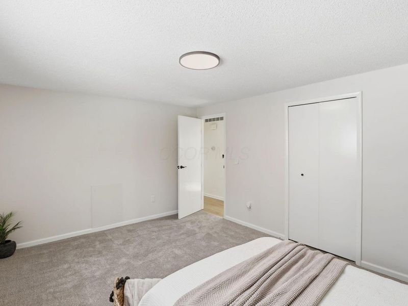 5278 Glenbriar Court, Columbus, OH 43232 Photo 27