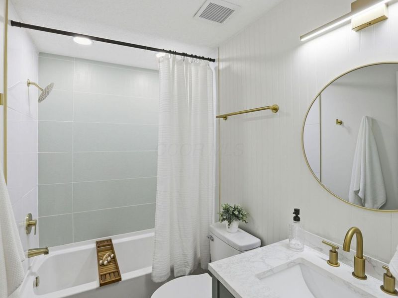 5278 Glenbriar Court, Columbus, OH 43232 Photo 29