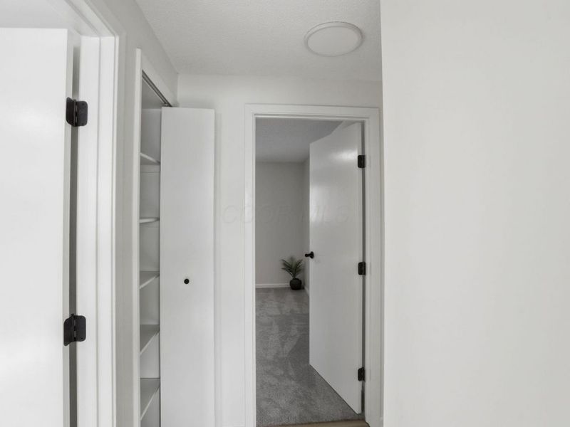 5278 Glenbriar Court, Columbus, OH 43232 Photo 32