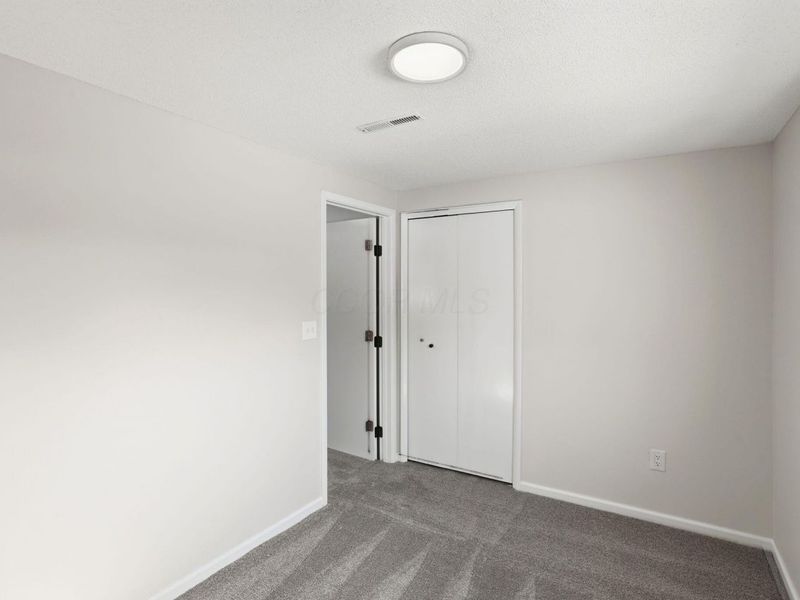 5278 Glenbriar Court, Columbus, OH 43232 Photo 38