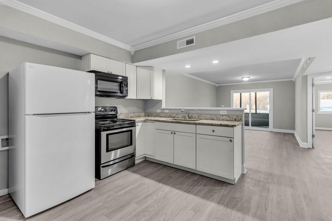 1402 Tailrace Drive Photo 4