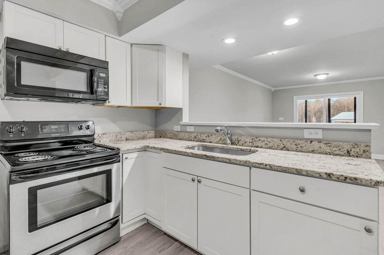 1402 Tailrace Drive Photo 5