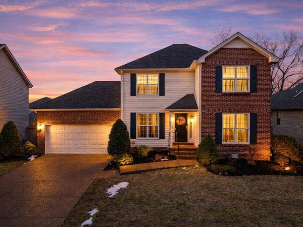 5233 Catspaw Dr, Antioch, TN 37013