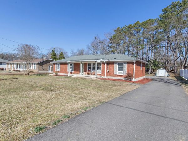 107 Maureen Dr, Hendersonville, TN 37075