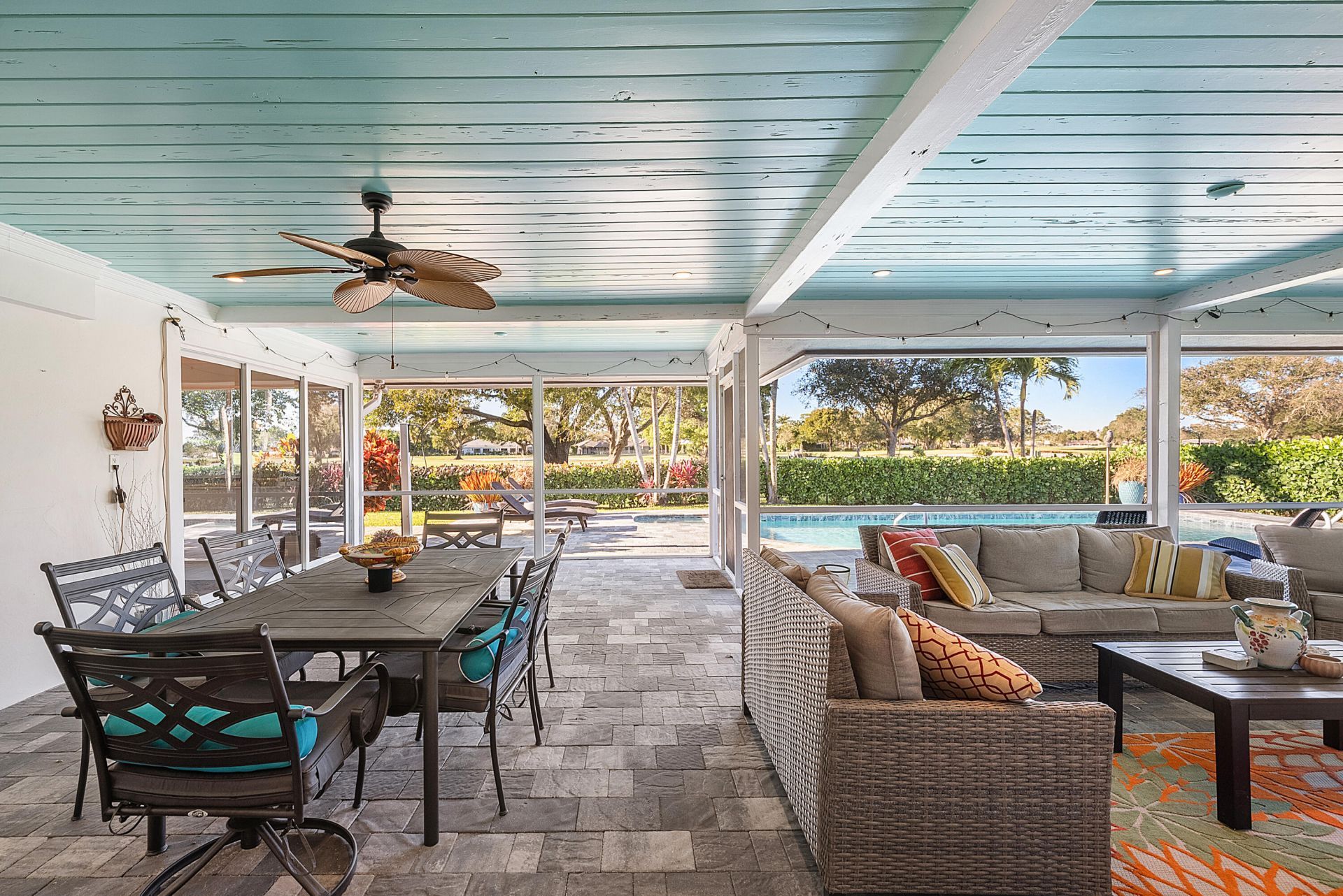 413 S Country Club Drive, Atlantis, FL 33462 Photo