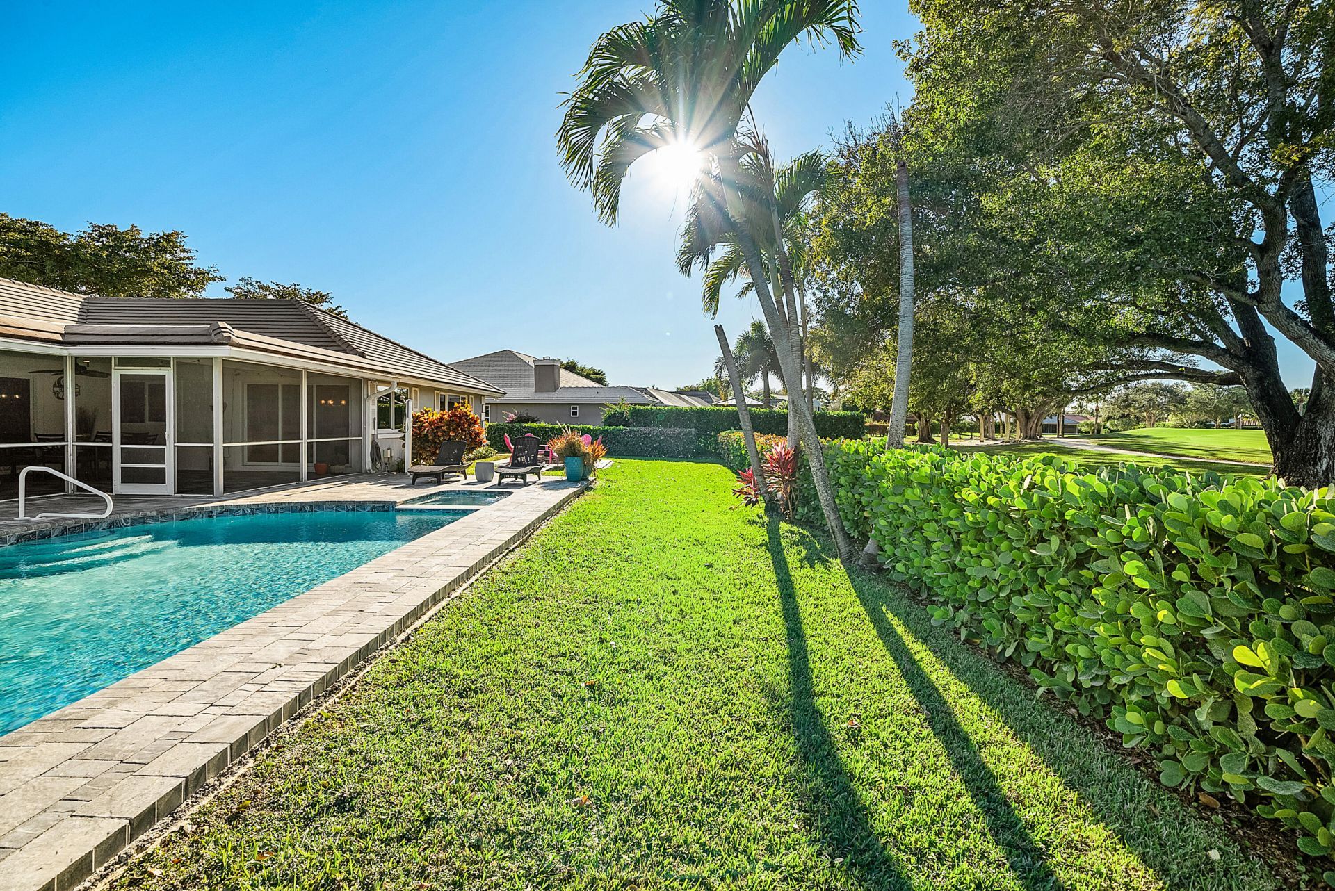 413 S Country Club Drive, Atlantis, FL 33462 Photo