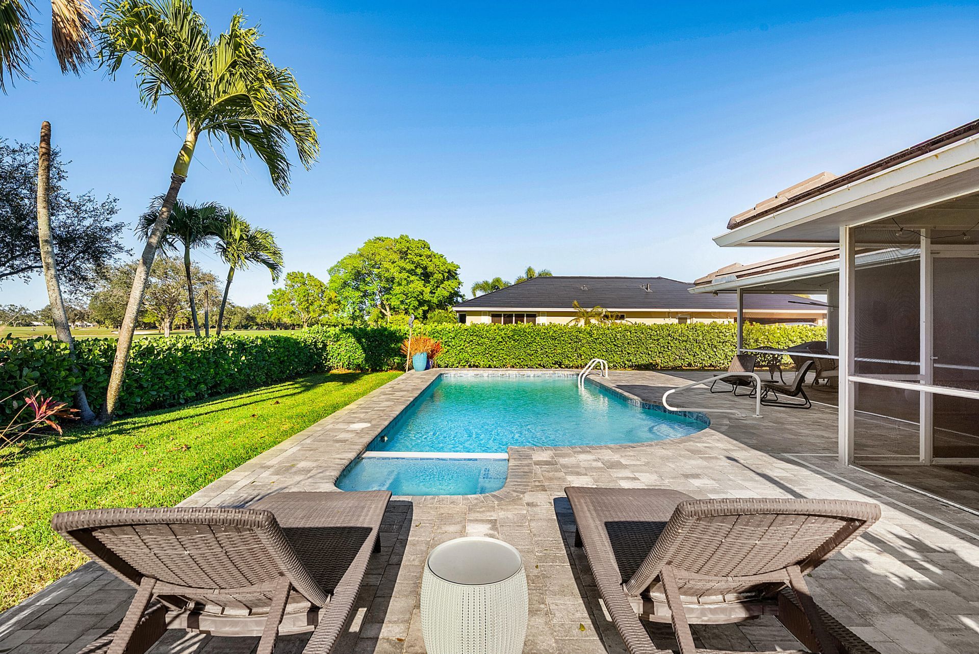 413 S Country Club Drive, Atlantis, FL 33462 Photo