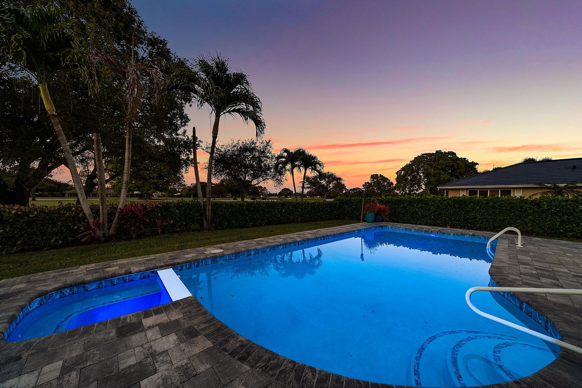 413 S Country Club Drive, Atlantis, FL 33462 Photo