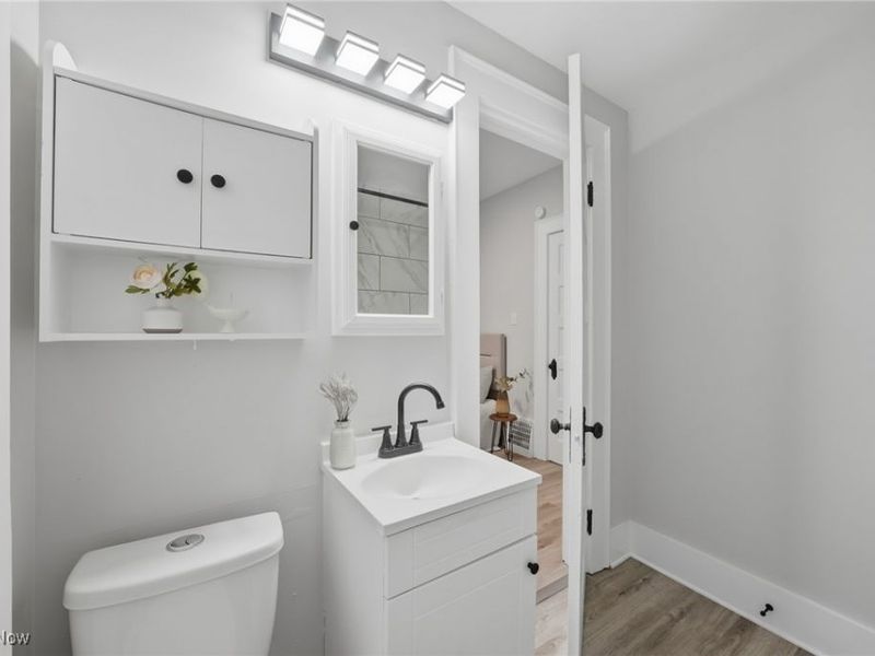 1037 Pitkin Avenue, Akron, OH 44310 Photo 16