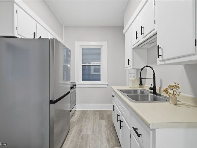 1037 Pitkin Avenue, Akron, OH 44310 Photo 22