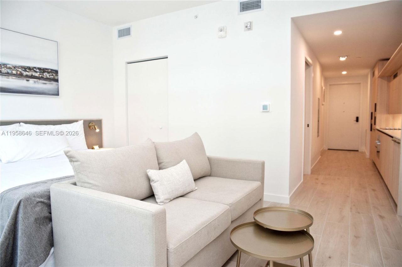 225 N Miami Ave, Unit 2508, Miami, FL 33128 Photo