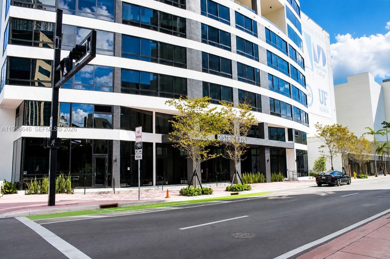 225 N Miami Ave, Unit 2508, Miami, FL 33128 Photo