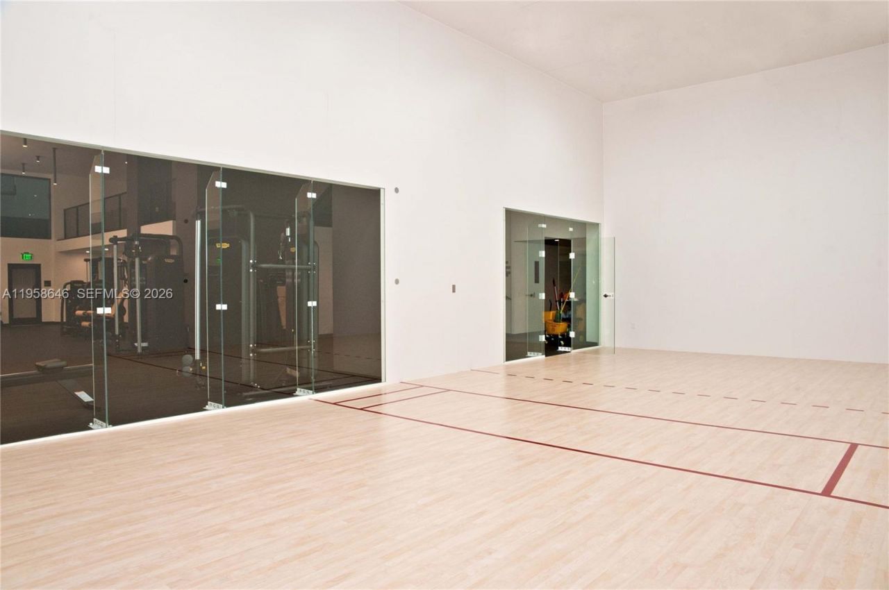 225 N Miami Ave, Unit 2508, Miami, FL 33128 Photo