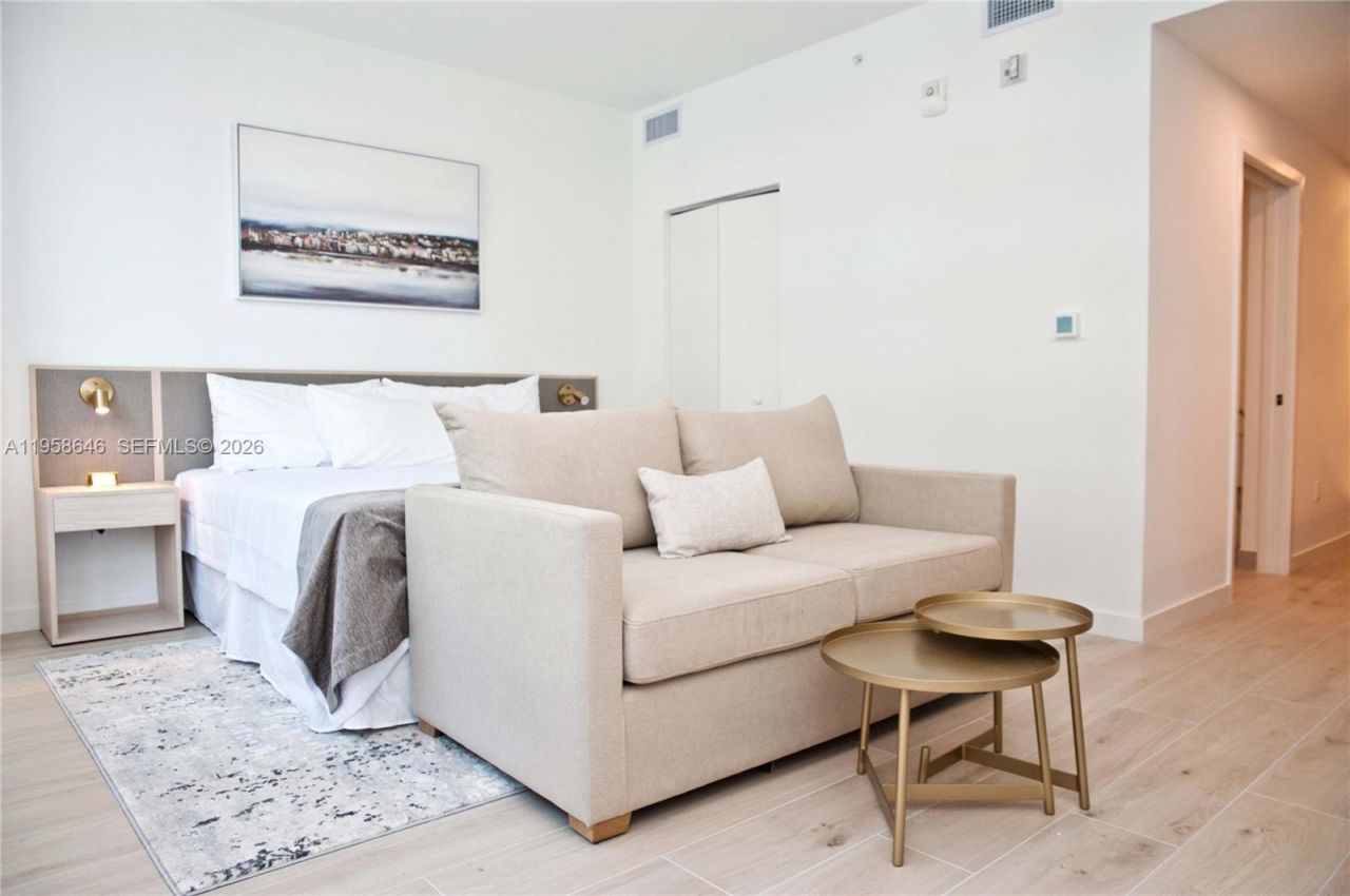 225 N Miami Ave, Unit 2508, Miami, FL 33128 Photo