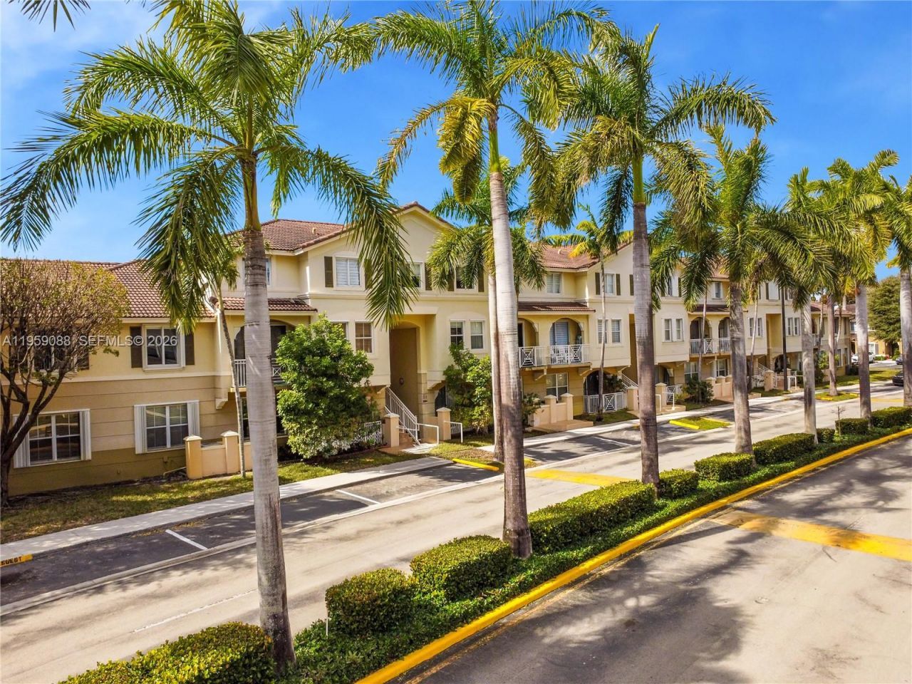 8964 W Flagler St, Unit 109, Miami, FL 33174 Photo