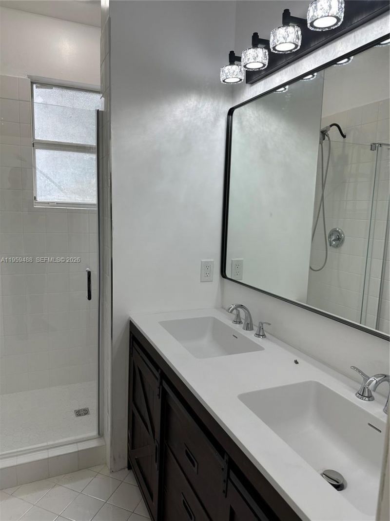 4176 NE 9th St, Homestead, FL 33033 Photo