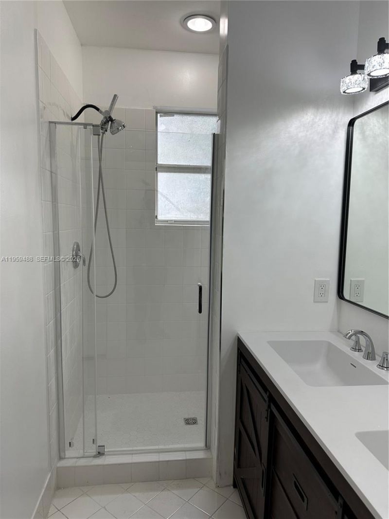 4176 NE 9th St, Homestead, FL 33033 Photo