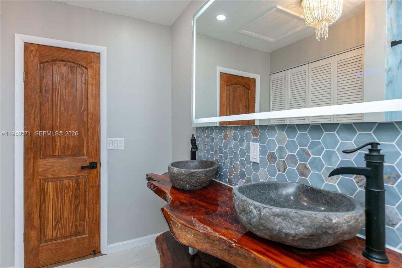 1507 Harding St, Hollywood, FL 33020 Photo