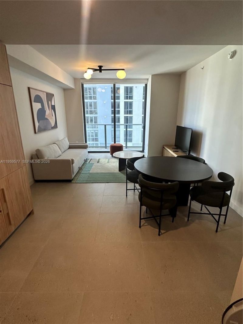 11 NE 6 St, Unit 411, Miami, FL 33132 Photo