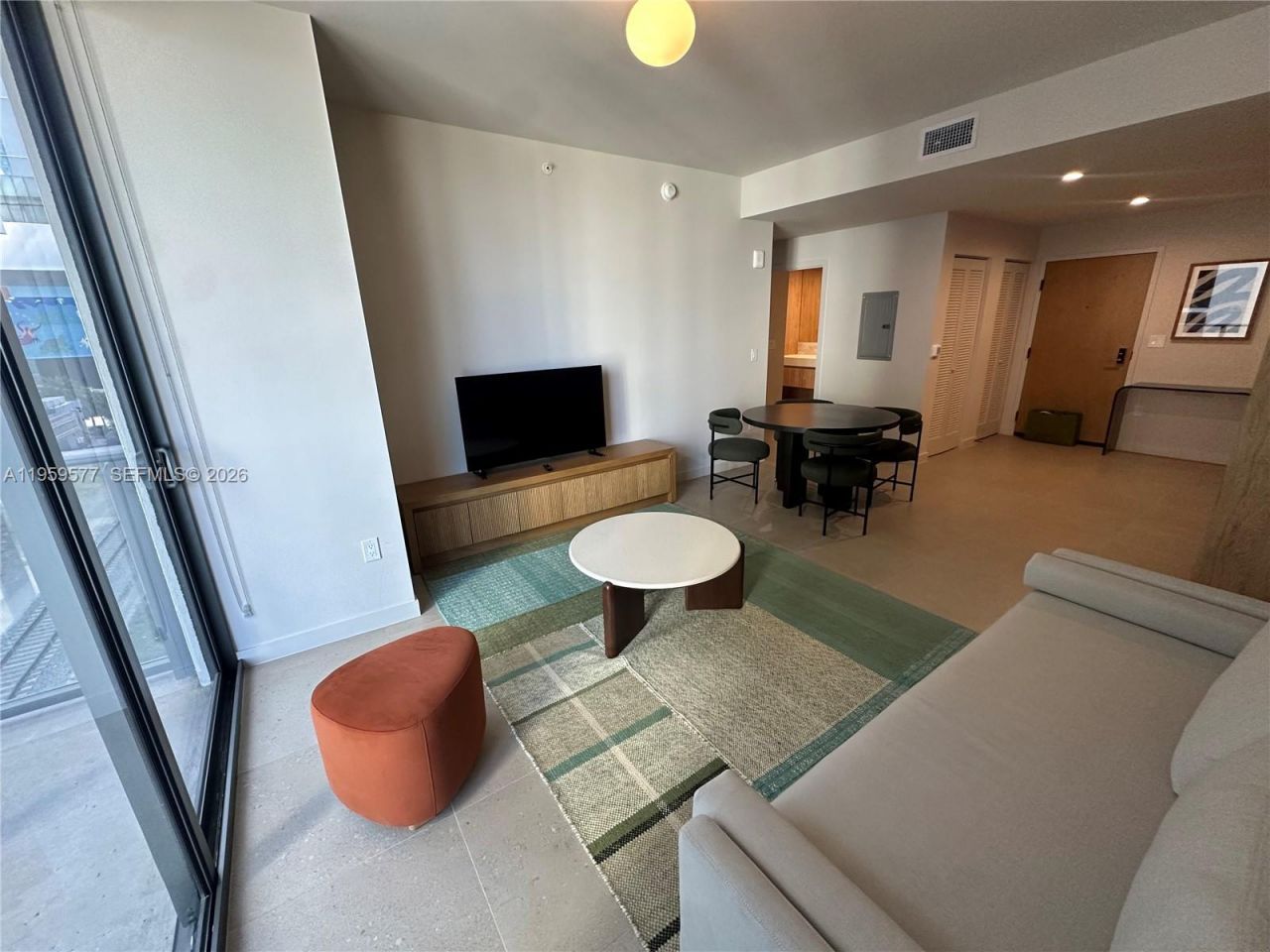 11 NE 6 St, Unit 411, Miami, FL 33132 Photo