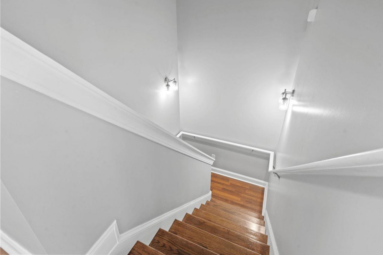 567 Sunnyside Ave. Photo 21