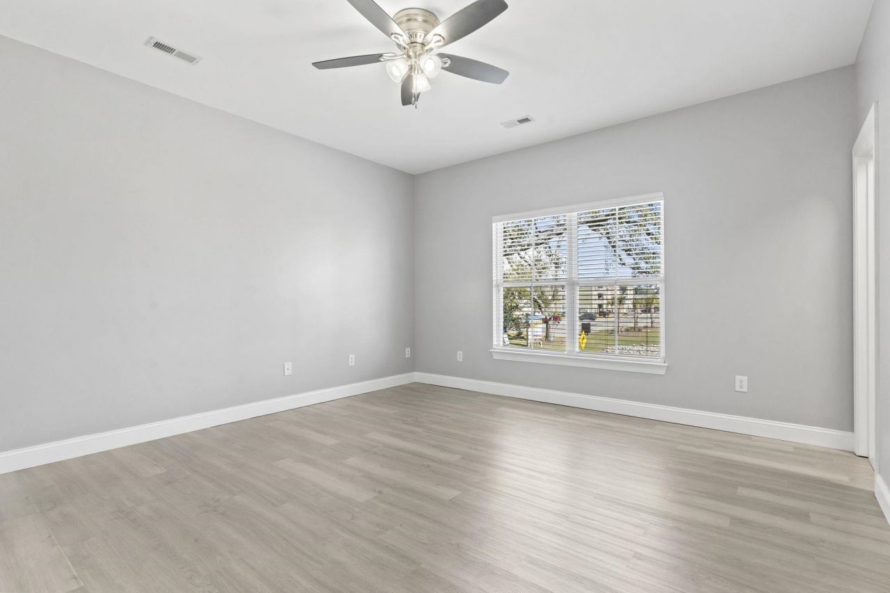 567 Sunnyside Ave. Photo 31